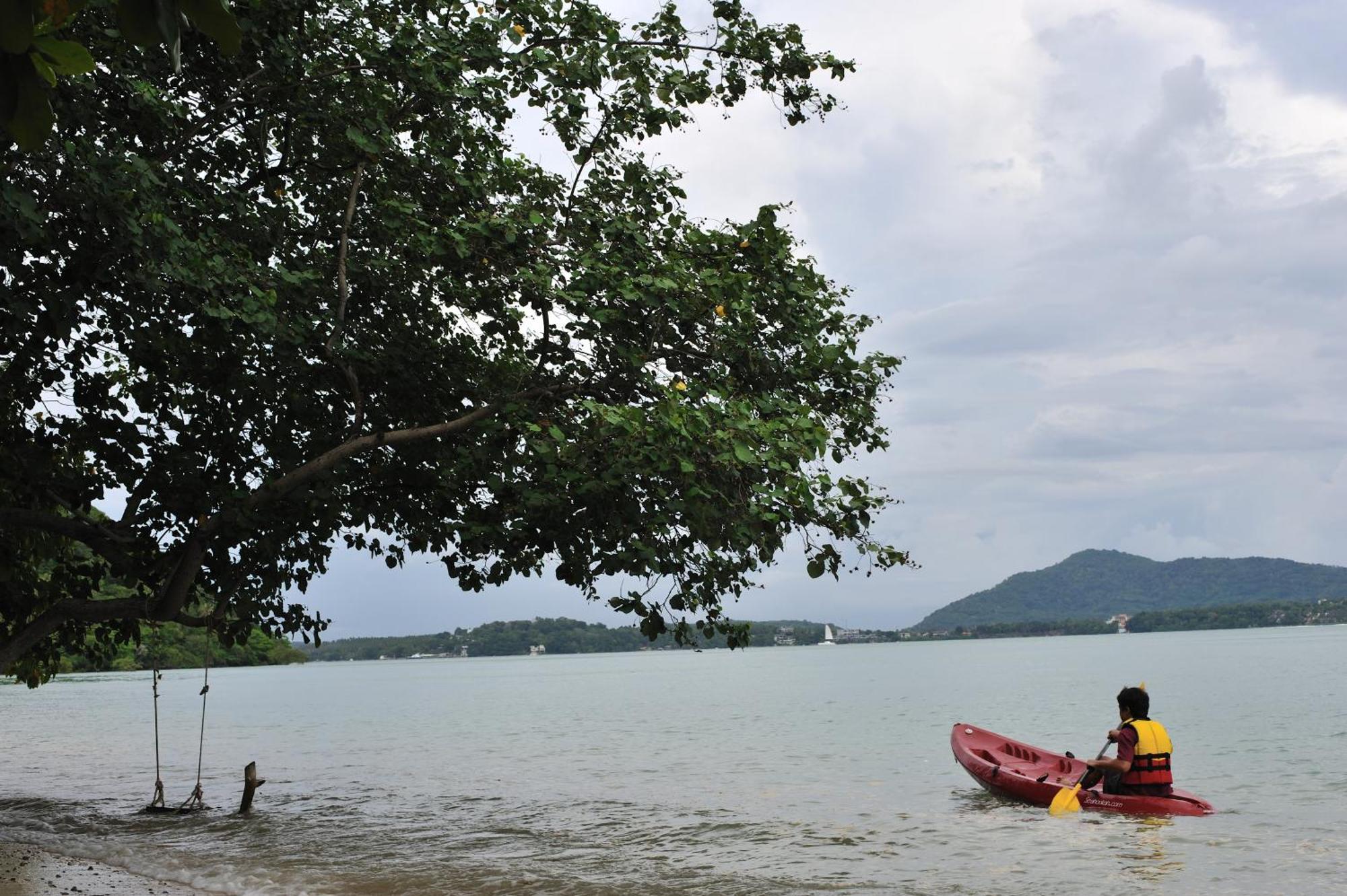Baan Mai Beachfront Lone Island Phuket Exterior photo