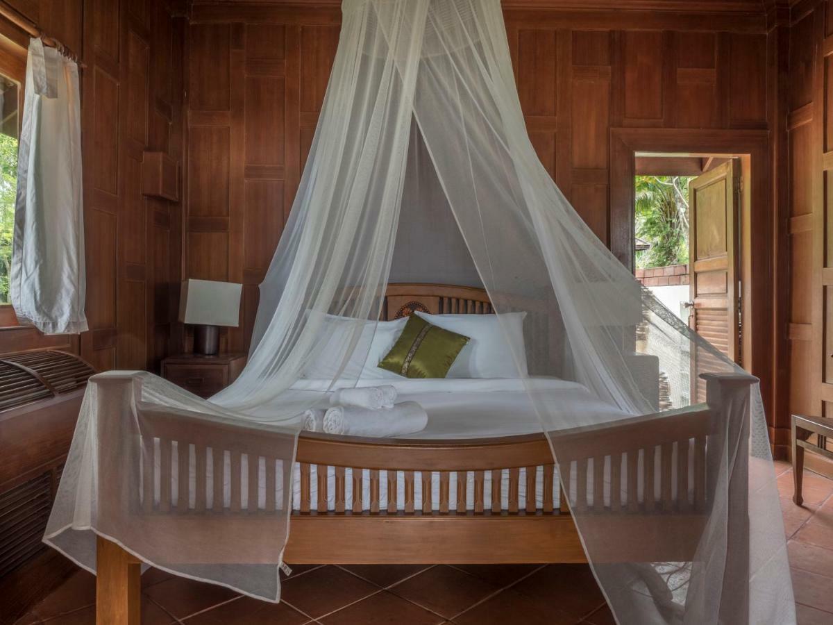 Baan Mai Beachfront Lone Island Phuket Exterior photo